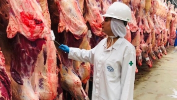 China retomará importação de frigoríficos suspensos no início da pandemia