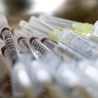 Indústria de saúde animal quer produzir vacinas contra Covid